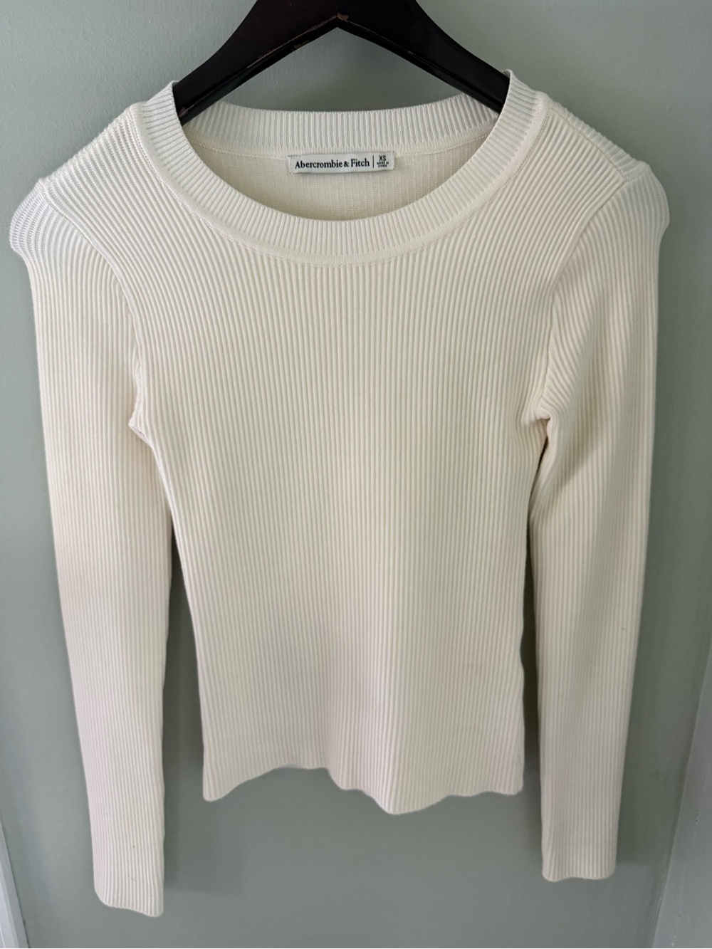Abercrombie & Fitch Women's Cream Ribbed Long-Sleeve Crew Sweater Top